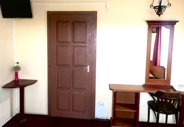 Convoy Panzio Bed & Breakfast Szajol Ngoại thất bức ảnh